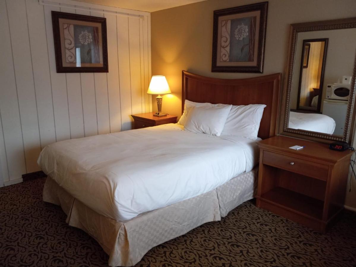 Lupine Inn Ред Лодж Екстериор снимка