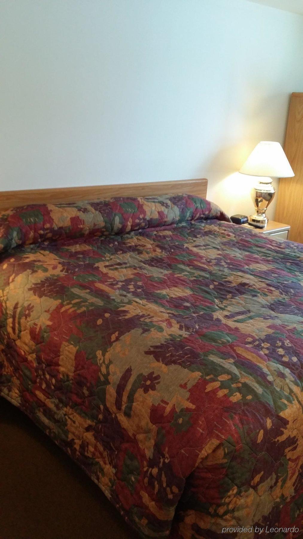 Lupine Inn Ред Лодж Екстериор снимка