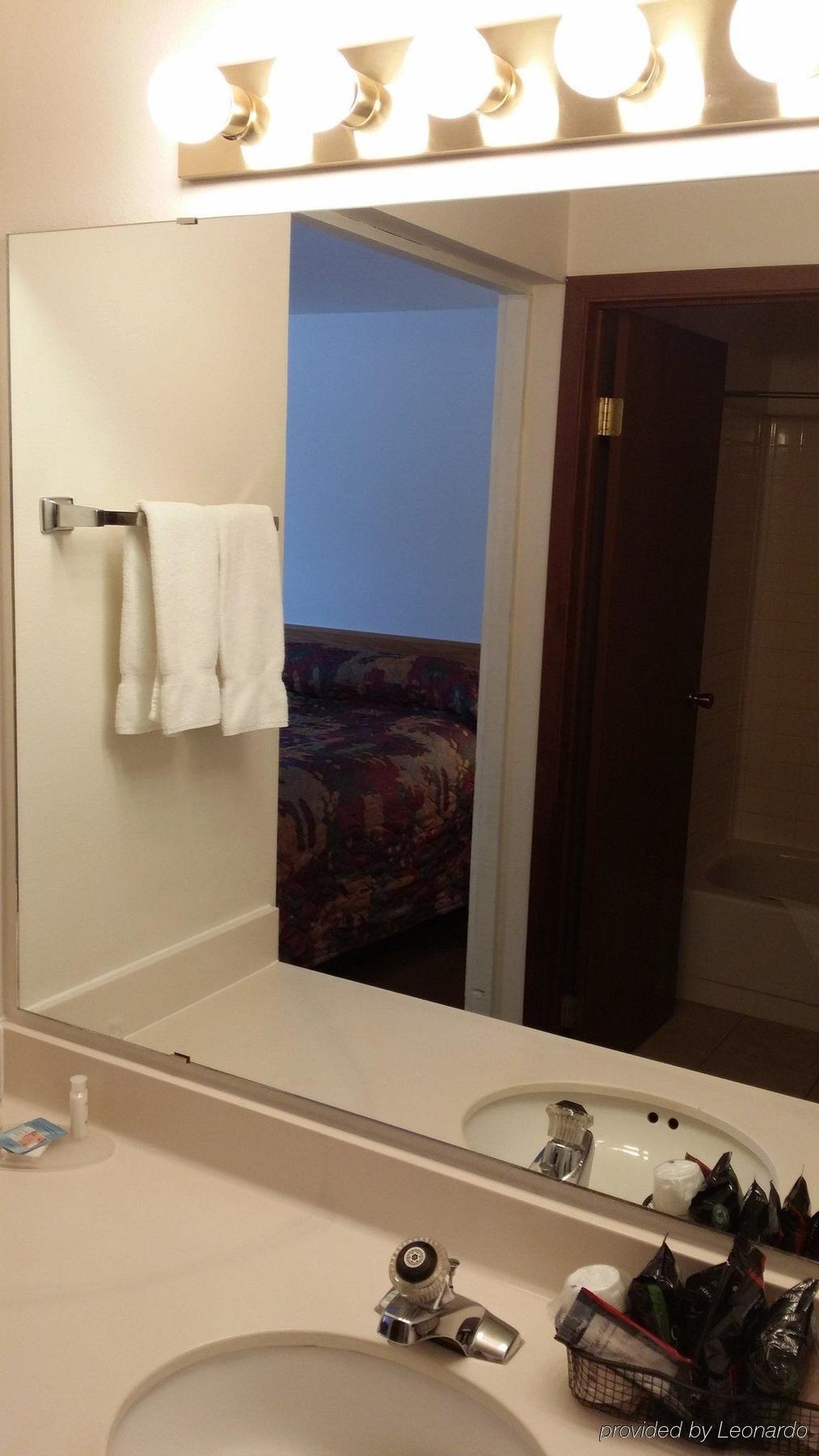 Lupine Inn Ред Лодж Екстериор снимка